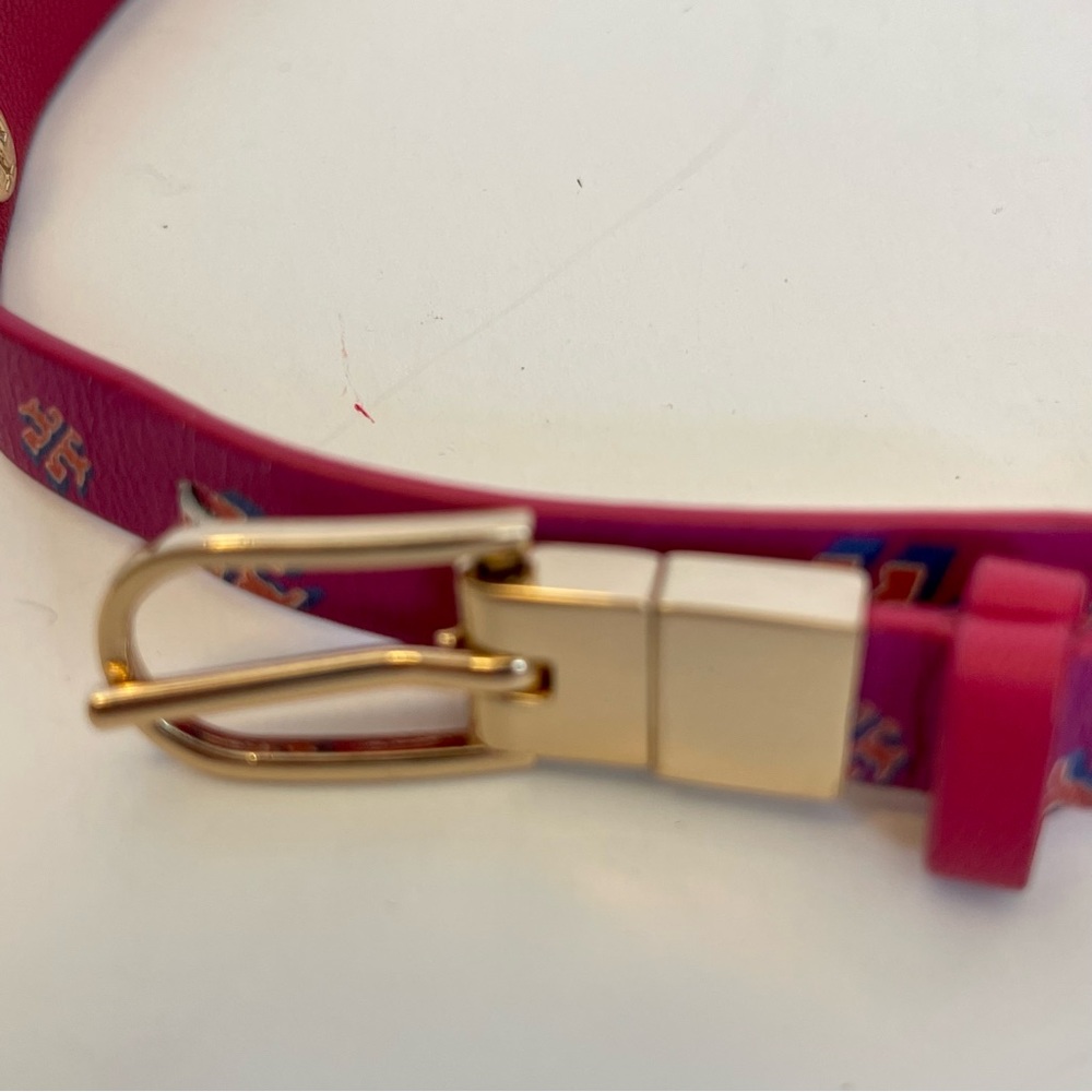 Tory Burch- Crazy Logo Pink Double Wrap Leather Buckle Bracelet - Picture 3 of 6